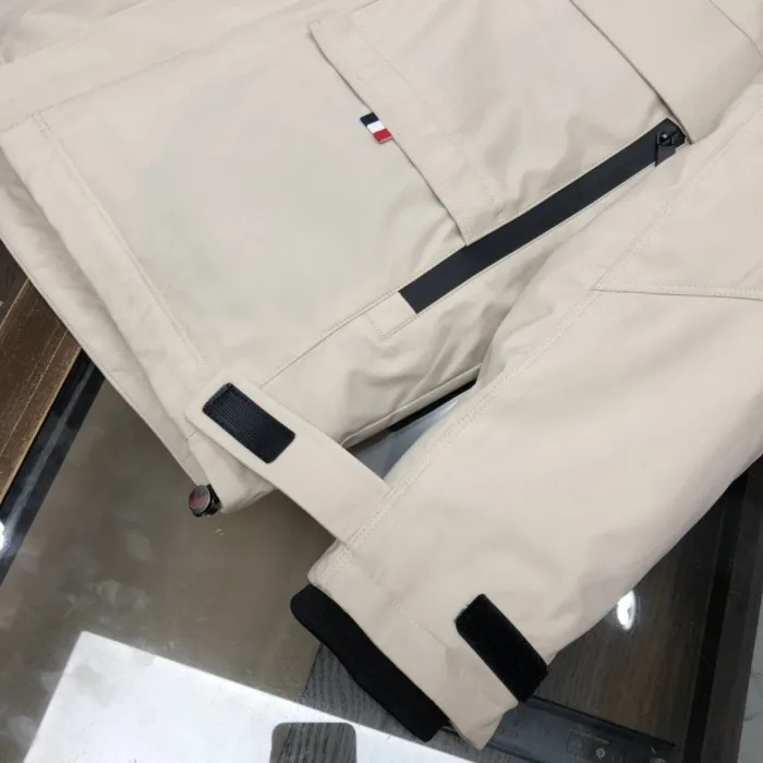 Moncler Design Mens Womens Winter Windprood Down Jackets Keep Warm 90% White Duck Down