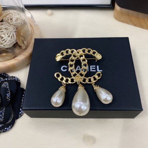 Chanel Luxury Womens Brooche A260