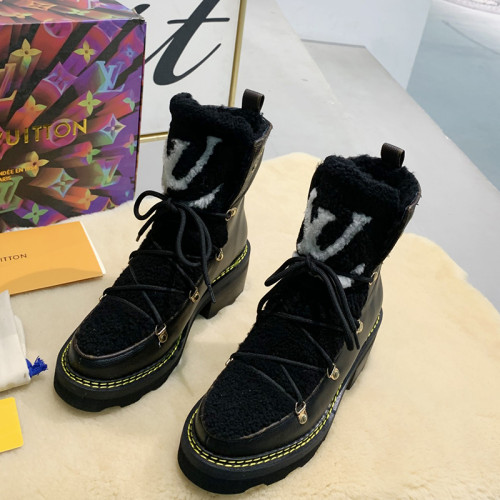 Louis Vuitton Women Shoes Boots Luxury Brand LV BEAUBOURG ANKLE BOOT with Original Box 1A8CUE