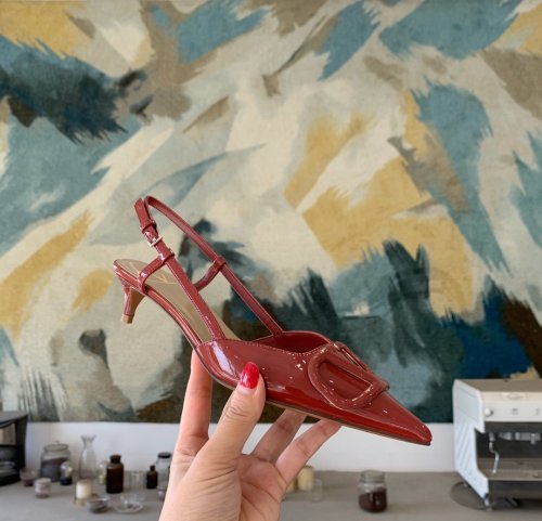 Valentino Women Shoes Mule Flip Flop Sandals VLOGO SIGNATURE CALFSKIN SLINGBACK PUMP 35MM with Original Box