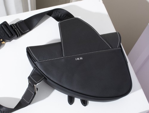 Dior Mens Bags Saddle Bag Luxury Brand Saddle Bag Black Grained Calfskin With Dior And Shawn Bee Patch Embroidery 1ADPO093RAS_H29E