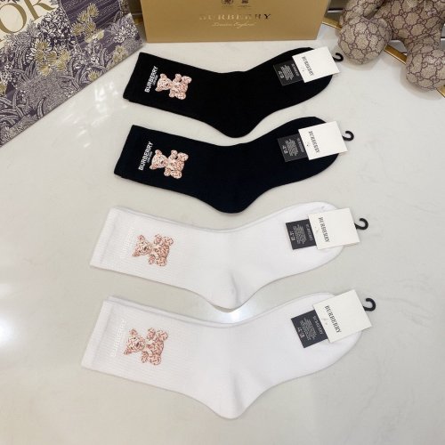 Burberry Socks 4 Pairs with Original Box Luxury Brand Breathable Burberry Sock