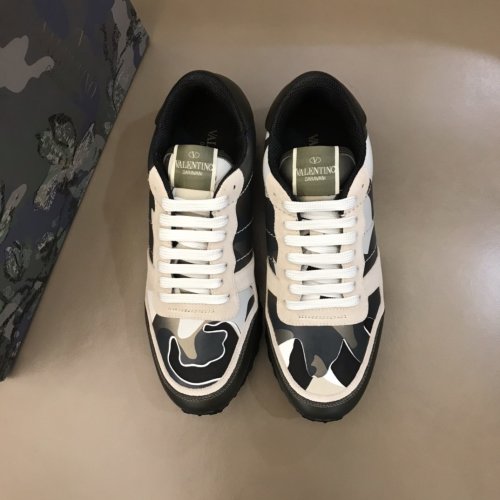 Valentino Men Shoes Fashion Design Luxury Brand ROCKRUNNER CAMOUFLAGE LAMINATED STUDDED SNEAKER with Original Box