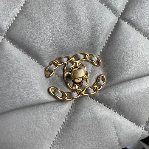 Chanel Womens Bags Shoulder Messenger Bags Chanel 19 Flap Bag Luxury Brand with Original Box