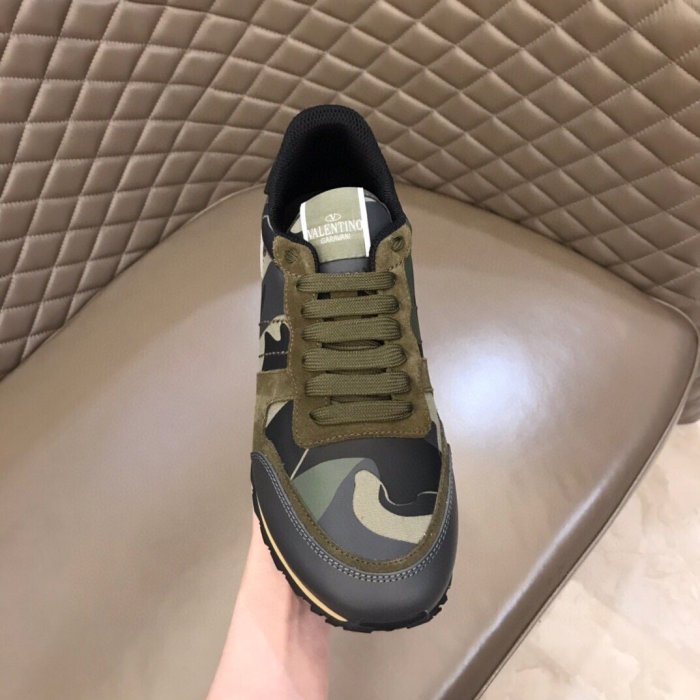 Valentino Men Shoes Fashion Design Luxury Brand ROCKRUNNER CAMOUFLAGE LAMINATED STUDDED SNEAKER with Original Box