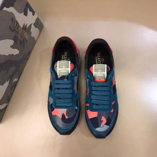 Valentino Men Shoes Fashion Design Luxury Brand ROCKRUNNER CAMOUFLAGE LAMINATED STUDDED SNEAKER with Original Box
