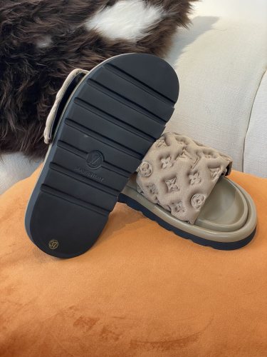Louis Vuitton Womens Shoes Slippers Sandals Flip Flop Luxury Brand Honolulu LV TRAINER MULE with Original Box