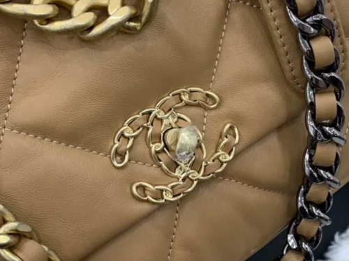 Chanel Womens Bags Shoulder Messenger Bags Chanel 19 Flap Bag Luxury Brand with Original Box