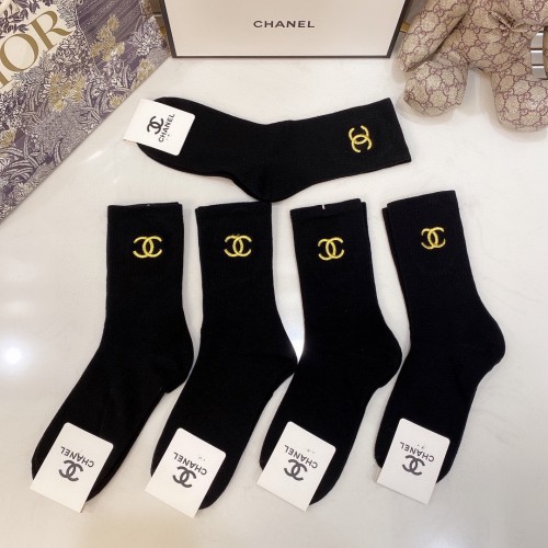Chanel Socks 5 Pairs with Original Box Luxury Brand Breathable Chanel Sock