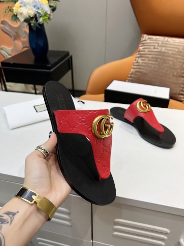 Gucci Womens Shoes Sandals Casual Design Luxury Brand Classic Leather thong sandal with Double G ‎497444 A3N00 1000 with Original Box
