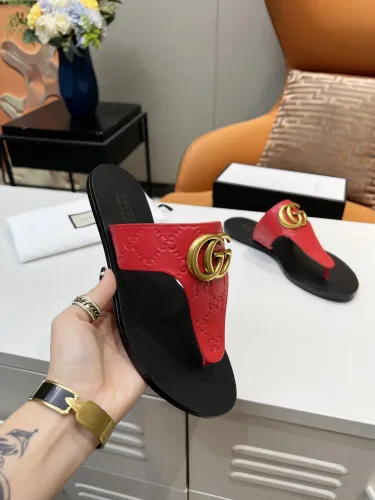 Gucci Womens Shoes Sandals Casual Design Luxury Brand Classic Leather thong sandal with Double G ‎497444 A3N00 1000 with Original Box