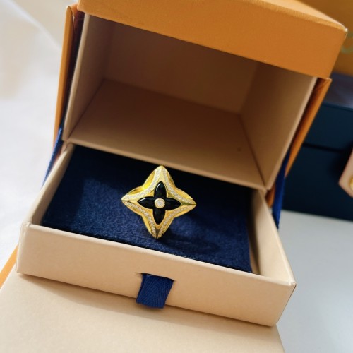 Louis Vuitton Luxury Womens Ring B881