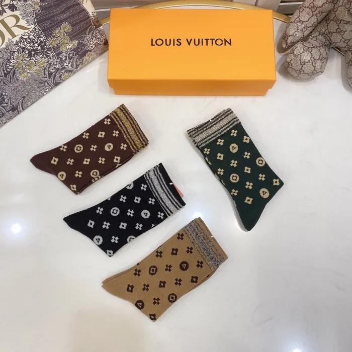 Louis Vuitton Socks 4 Pairs with Original Box Luxury Brand Breathable LV Sock