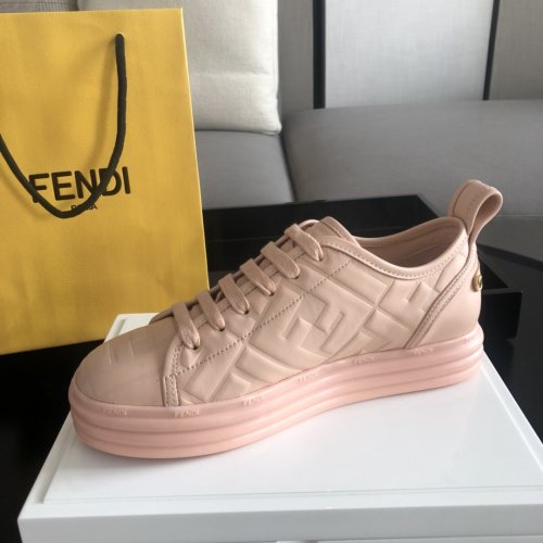 Fendi Womens Shoes FENDI RISE Leather Flatform Sneakers with Original Box