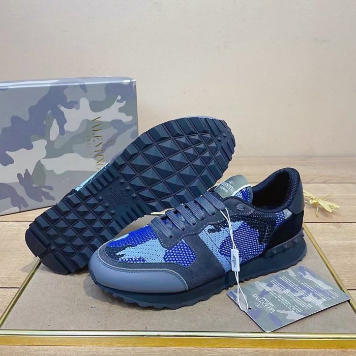 Valentino Men Shoes Fashion Design Luxury Brand ROCKRUNNER CAMOUFLAGE LAMINATED STUDDED SNEAKER with Original Box
