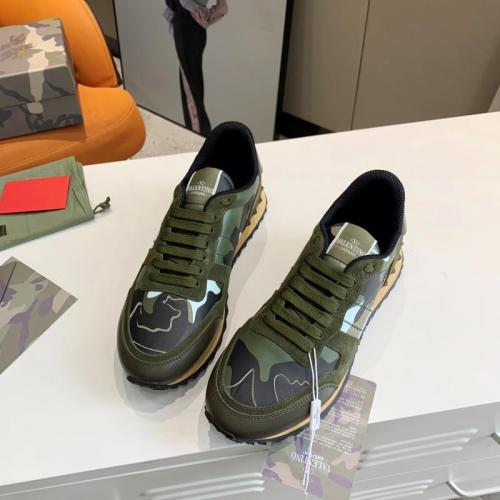 Valentino Men Shoes Fashion Design Luxury Brand ROCKSTUD CALFSKIN SNEAKER with Original Box