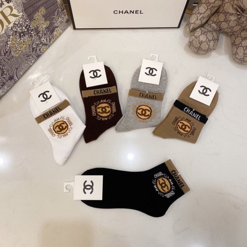 Chanel Socks 5 Pairs with Original Box Luxury Brand Breathable Chanel Sock