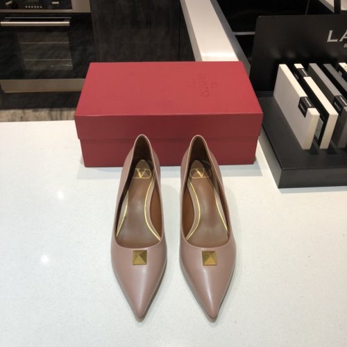 Valentino Womens Shoes Mid Heel Pumps 4.5cm