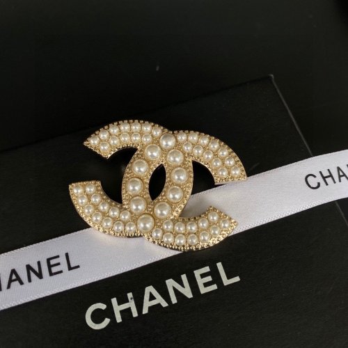 Chanel Luxury Womens Brooches