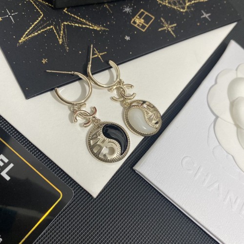 Chanel Luxury Womens Earrings