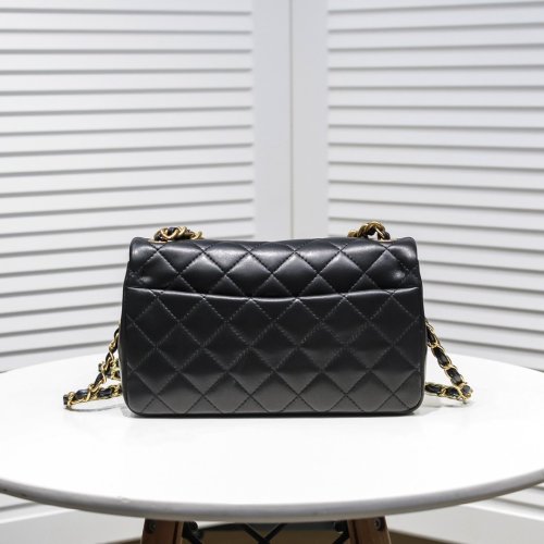 Chanel Womens Bags Crossbody Bag