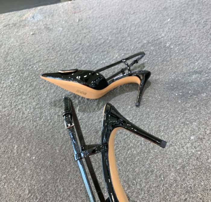 Valentino Women Shoes Mule Flip Flop Sandals VLOGO SIGNATURE CALFSKIN SLINGBACK PUMP 80 MM / 3.15 IN. with Original Box