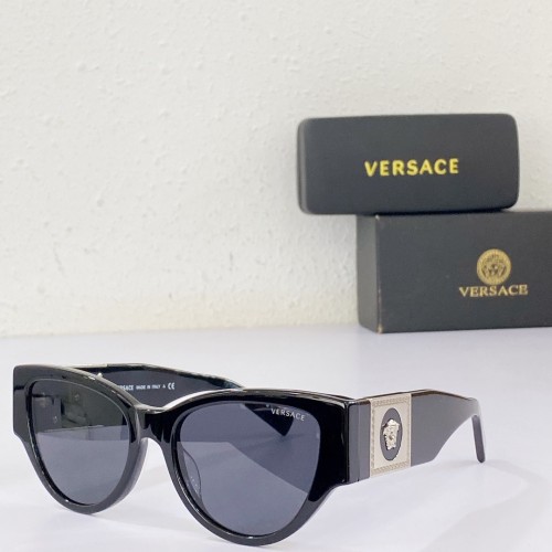 Versace Men Womens Sunglasses with Original Box VE 4398
