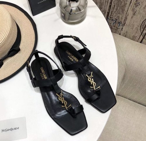 Saint Laurent YSL Womens Shoes CASSANDRA FLAT SANDALS IN SMOOTH LEATHER WITH GOLD-TONE MONOGRAM 664520DWETT1000