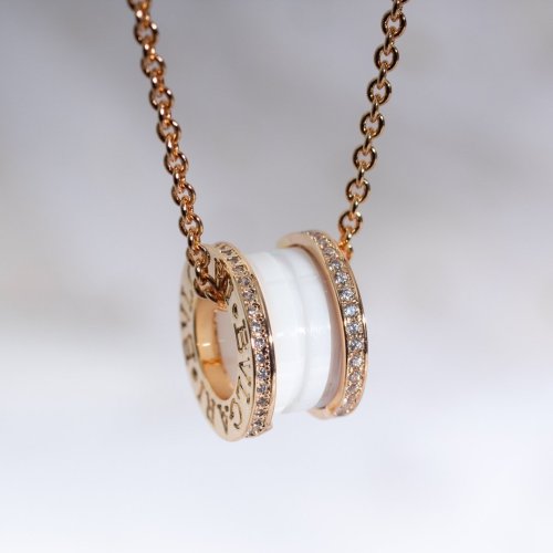 Bvlgari Luxury Womens Necklace B.ZERO1 ROCK