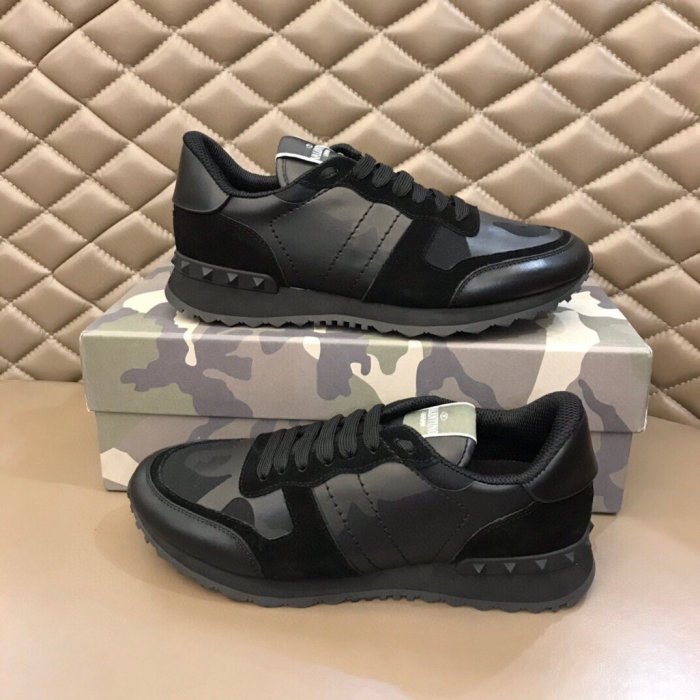 Valentino Men Shoes Fashion Design Luxury Brand ROCKRUNNER CAMOUFLAGE LAMINATED STUDDED SNEAKER with Original Box