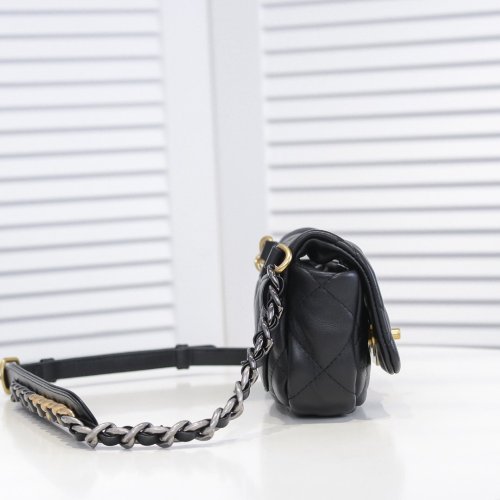 Chanel Womens Bags Crossbody Bag Chanel 19 Flap Bag