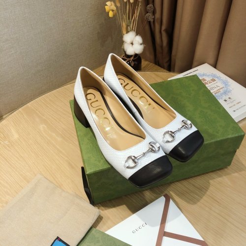Gucci Womens Shoes Women's Mid-heel Pump with Horsebit