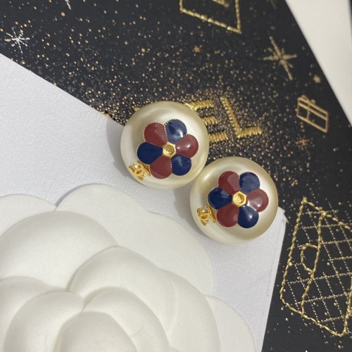 Chanel Luxury Womens Earrings
