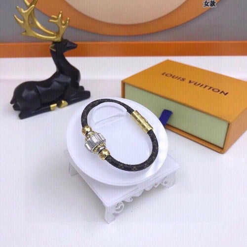 Louis Vuitton Luxury Men Womens Bracelet M6771E