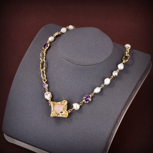 Bottega Veneta Luxury Womens Necklace