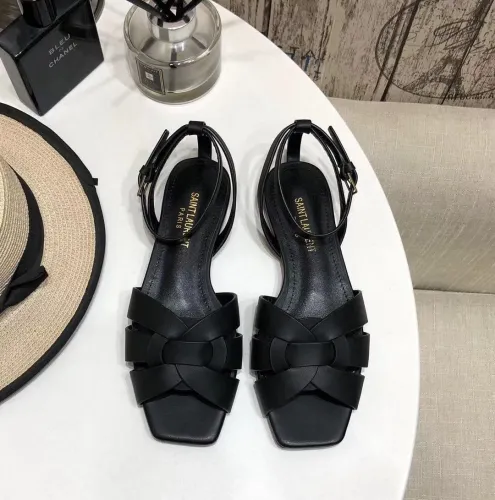 Saint Laurent YSL Womens Shoes TRIBUTE FLAT SANDALS IN SMOOTH LEATHER 620090DWE001000