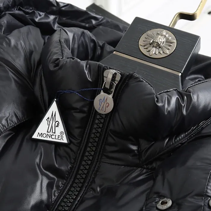 Moncler Fragment Design Mens Womens Winter Windprood Down Jackets Keep Warm 80% White Duck Down