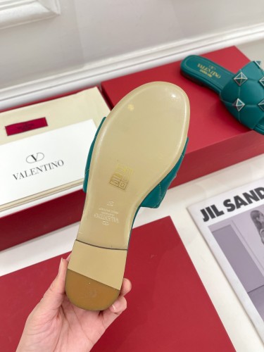 Valentino Women Shoes Mule Flip Flop Sandals ROMAN STUD SLIDE SANDAL IN QUILTED NAPPA with Original Box Luxury Brand