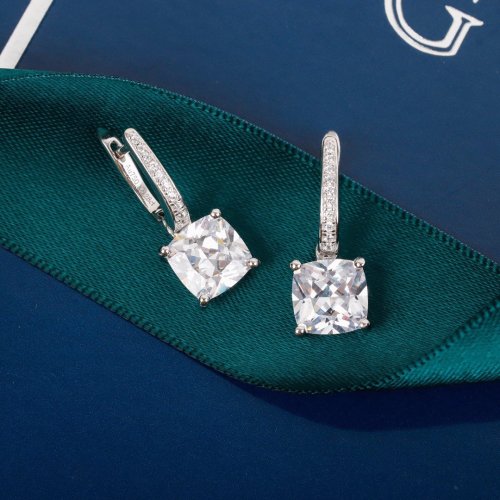 Graff Luxury Womens Earrings AA685