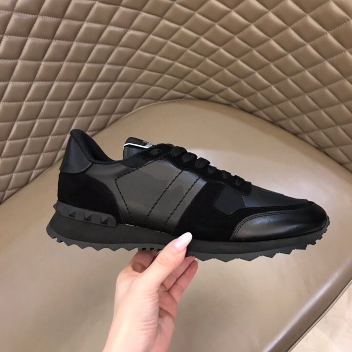 Valentino Men Shoes Fashion Design Luxury Brand ROCKRUNNER CAMOUFLAGE LAMINATED STUDDED SNEAKER with Original Box