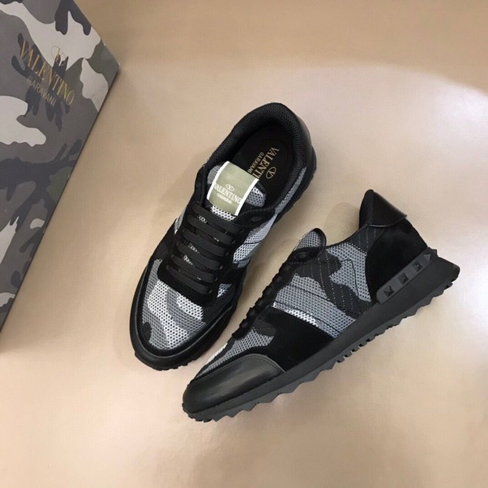 Valentino Men Shoes Fashion Design Luxury Brand ROCKRUNNER CAMOUFLAGE LAMINATED STUDDED SNEAKER with Original Box