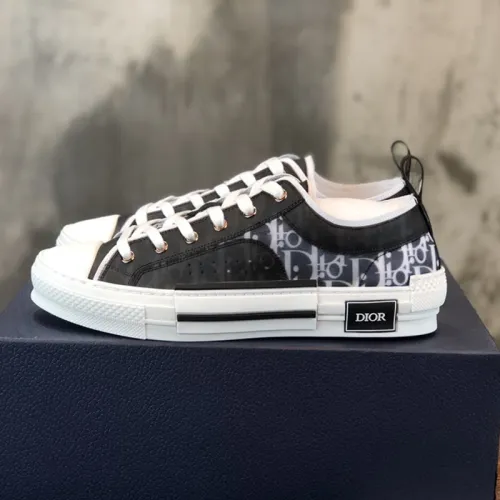 Dior Men Shoes Sneakers Luxury Brand B23 Low-Top Sneaker Black And White Dior Oblique Canvas 3SN249YJP_H961