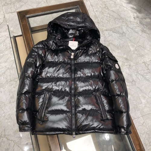 Moncler Design Mens Womens Winter Windprood Down Jackets Keep Warm 90% White Duck Down