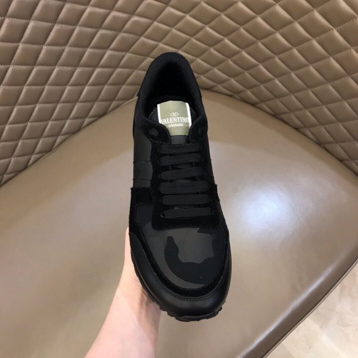 Valentino Men Shoes Fashion Design Luxury Brand ROCKRUNNER CAMOUFLAGE LAMINATED STUDDED SNEAKER with Original Box