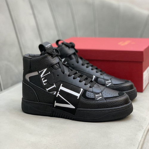 Valentino Men Shoes Fashion Design Luxury Brand Gumboy Sneakers Boots with Original Box