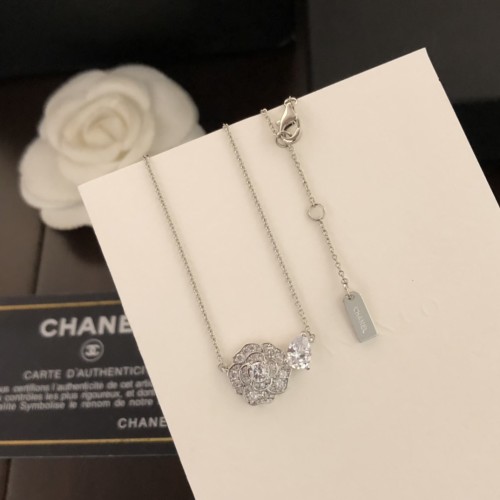 Chanel Luxury Womens Necklace