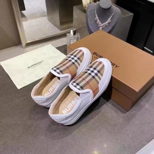 Burberry Mens Shoes Sneakers Fashion Type Luxury Brand Leather and Vintage Check Slip-on Sneakers with Original Box