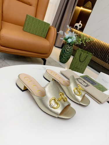 Gucci Womens Shoes Sandals Casual Design Luxury Brand Classic Leather Women's slide sandal with Horsebit with Original Box 655412 BKO00 9022