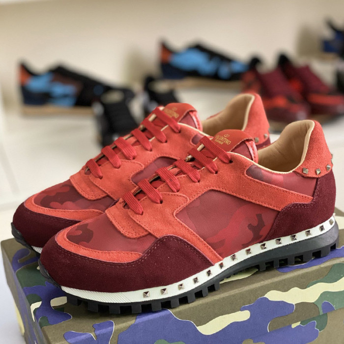 Valentino Men Shoes Fashion Design Luxury Brand ROCKRUNNER CAMOUFLAGE LAMINATED STUDDED SNEAKER with Original Box