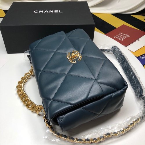 Chanel Womens Bags Chanel 19 Large Flap Bag